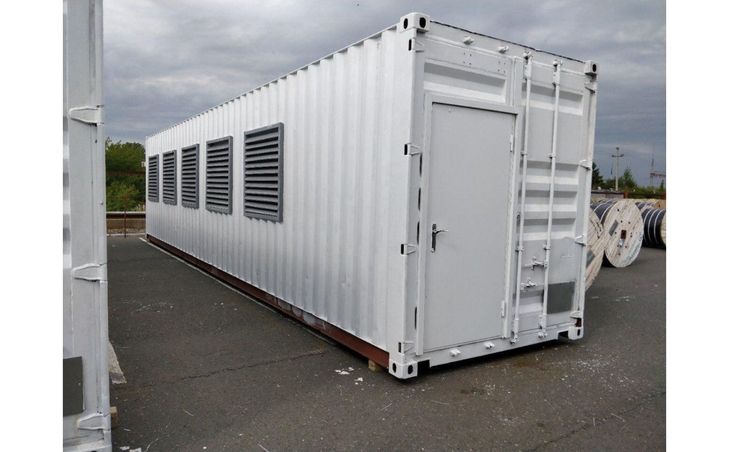 On-the-Go Comfort: The Advantages of Portable Toilets