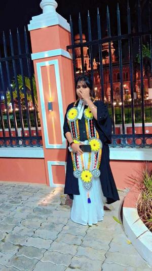 Hummin--Bird--love  logo