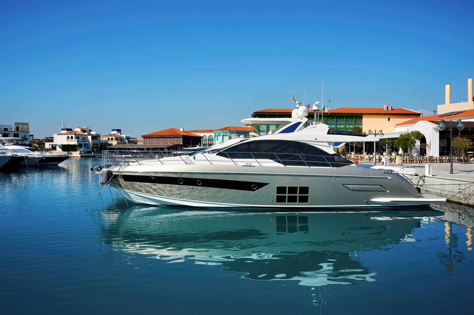 Best Birthday Yacht Rental Newport Beach for Private Luxury Parties