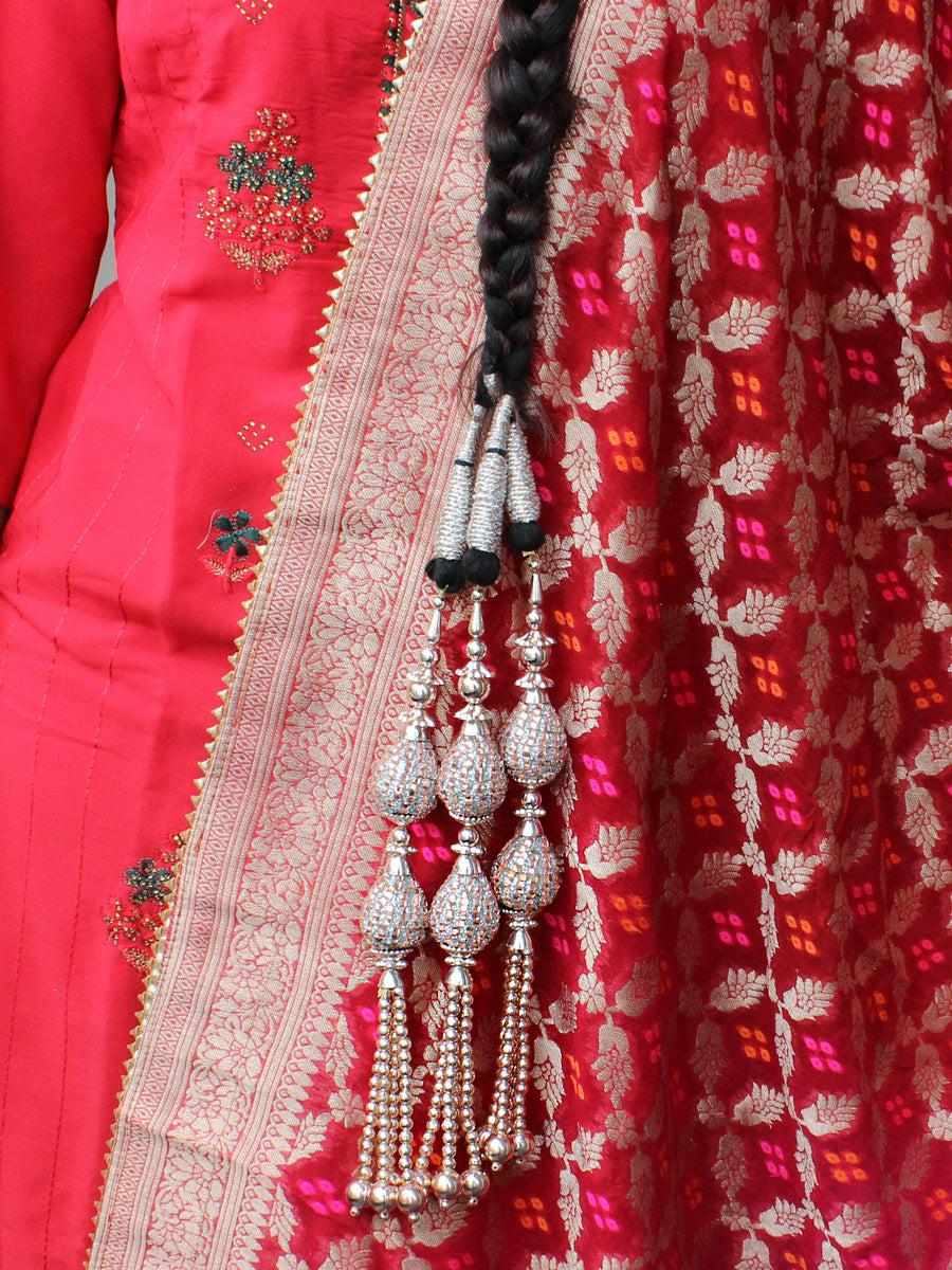 Sonam Paranda / Parandi Hair Accessory
– Indiatrendshop