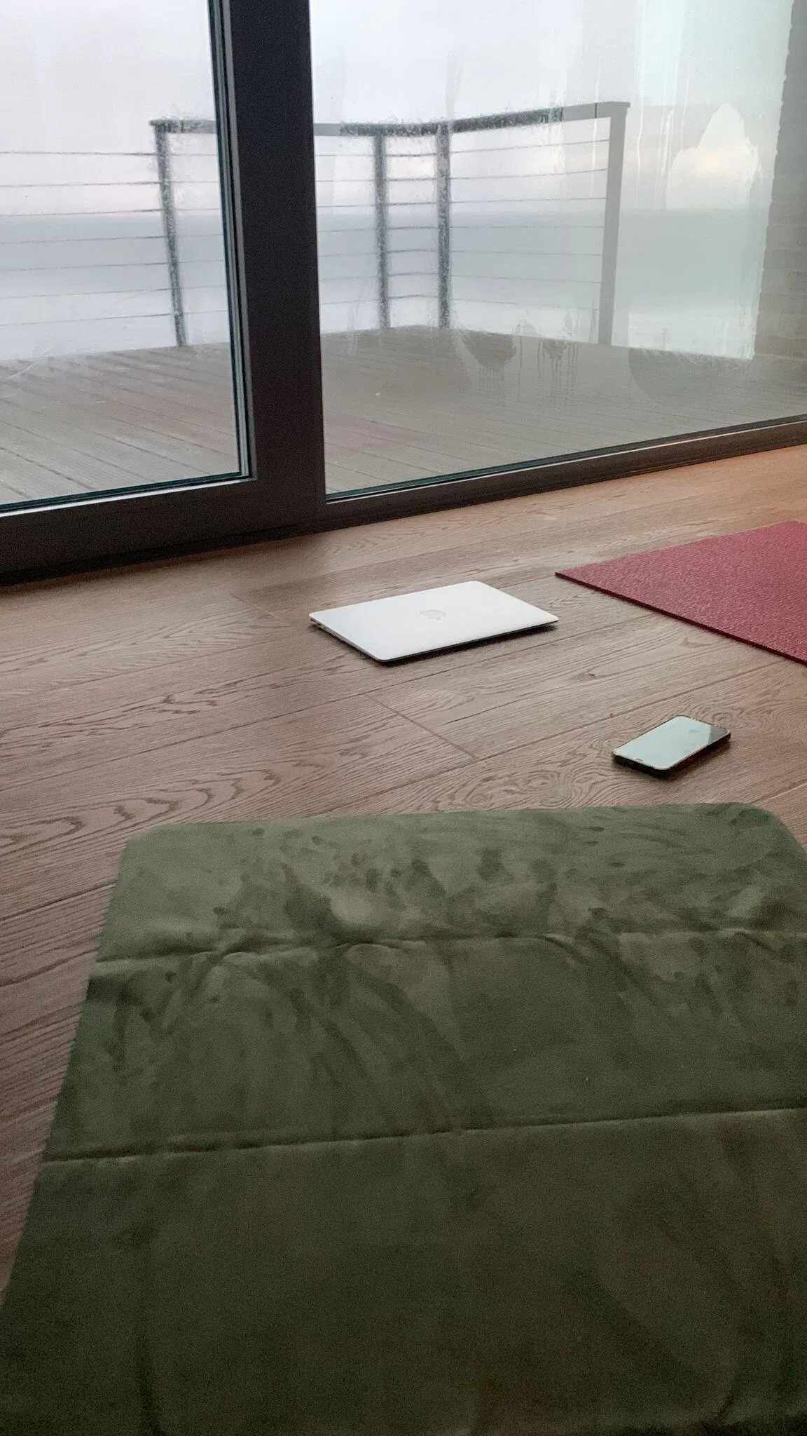 Comfortabele yogamat voor op reis, voor oefeningen overal