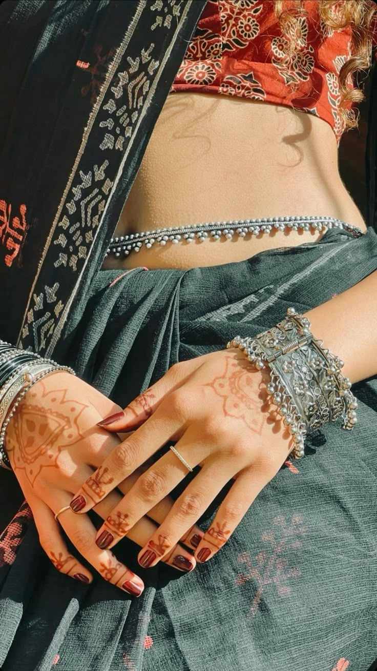 Just then, Isha felt a strange, intense gaze on her