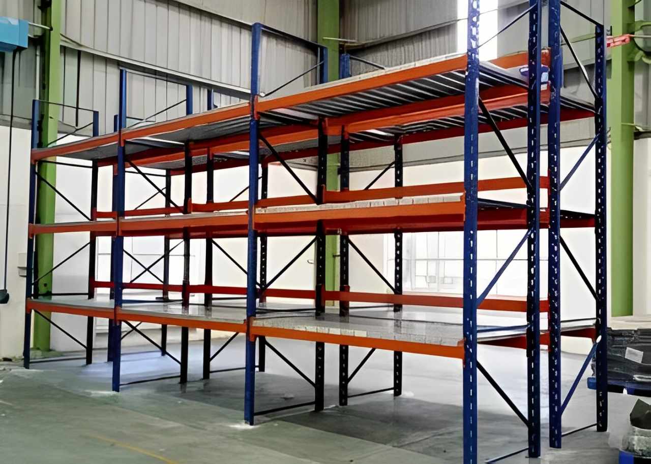Why Heavy Duty Racks Manufacturers Matter for Storage