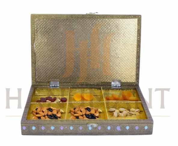 Decorative Dry Fruit Boxes: The Perfect Blend of Tradition and Luxury Gifting