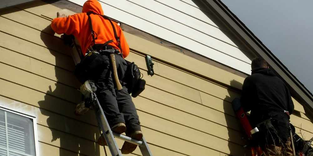 How Siding Repair & Installation The Woodlands, TX Improves Exterior Protection?