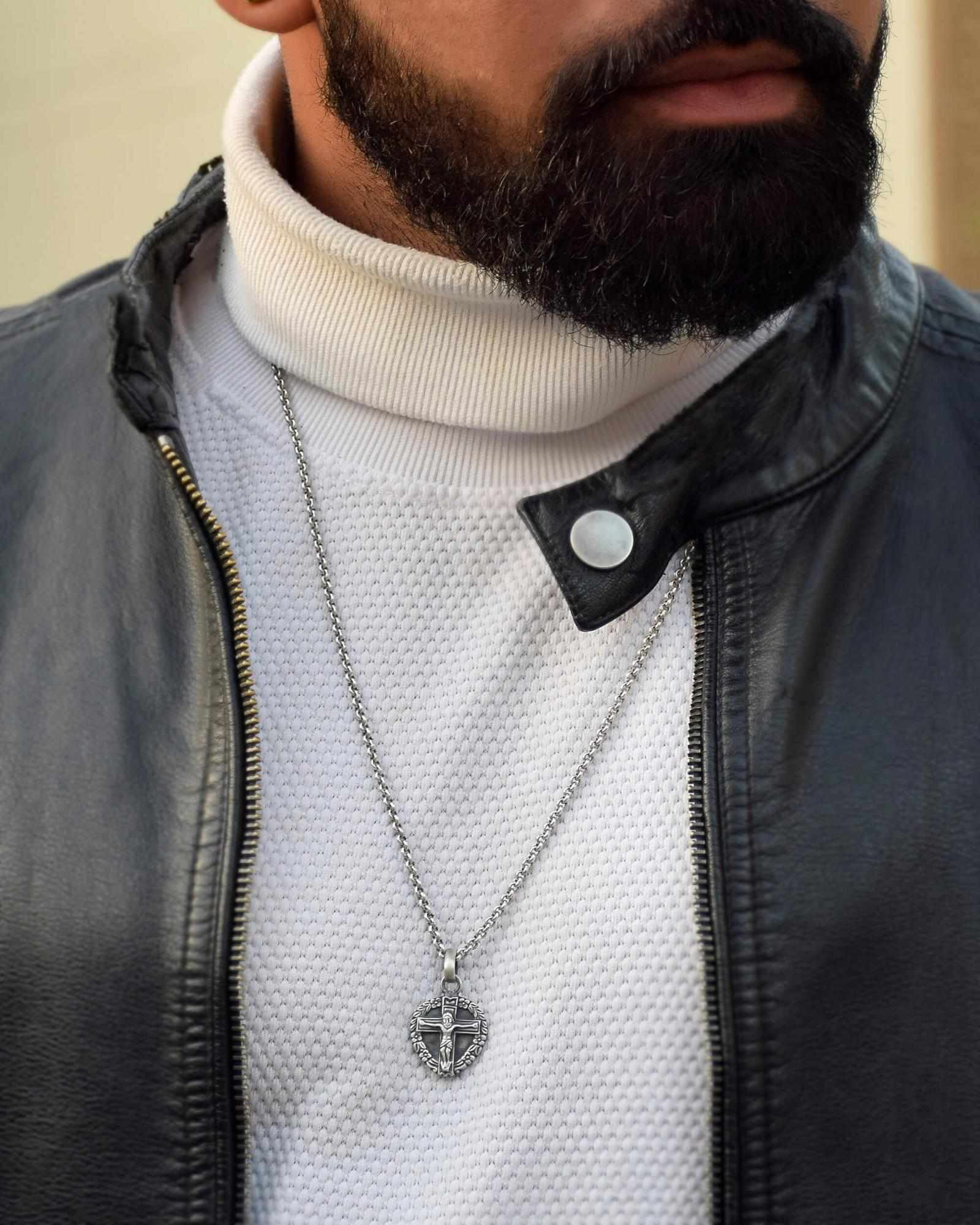 925 Silver Pendant Online For Men at Best Prices – Meera Jaipur