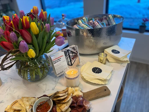 Restaurant In Linden Hills: A Guide To Food, Dining, And Catering