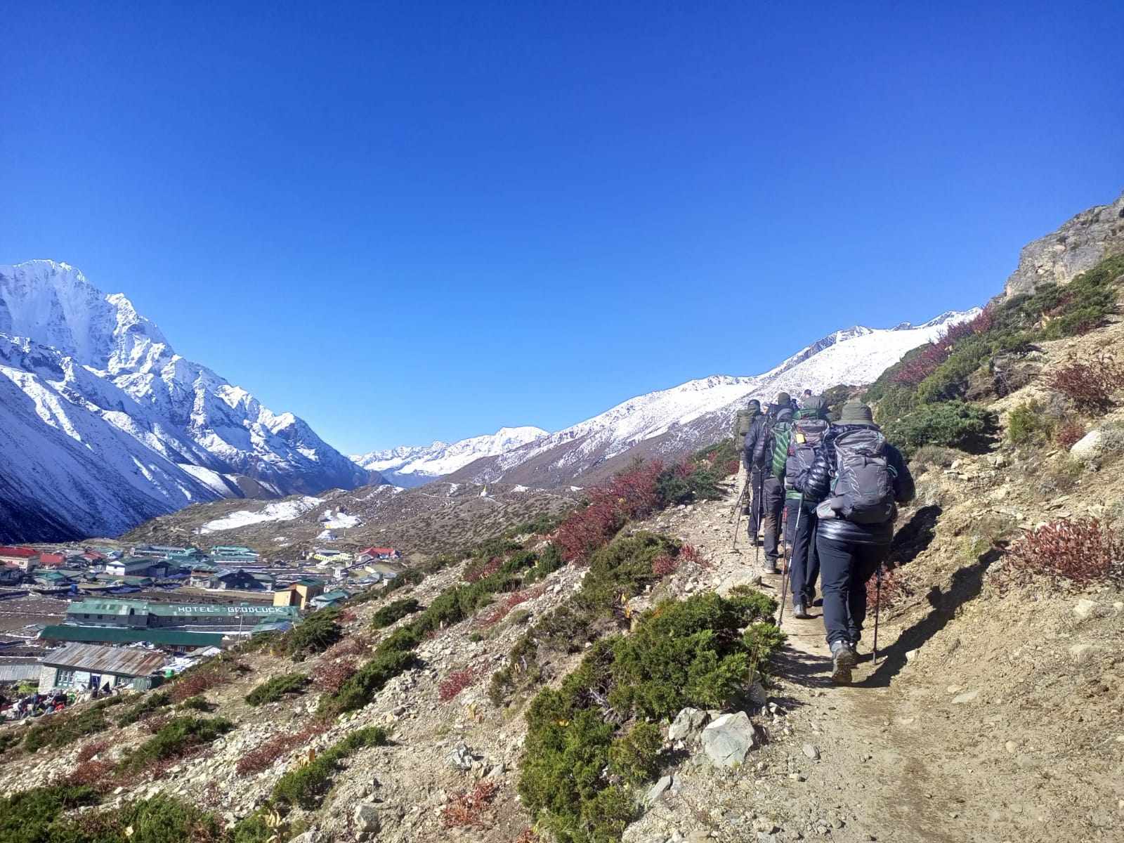 Everest base camp Trek 7 Days Best Season And Weather Conditions Guide