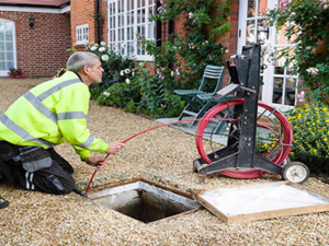 Facing a Blocked Drain Leicester? Practical Solutions for Common Drain Problem