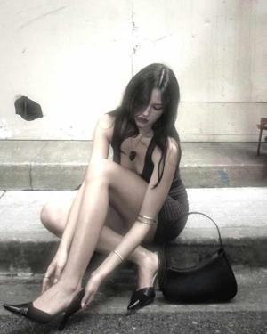 𝐑𝐢𝐲𝐮  logo