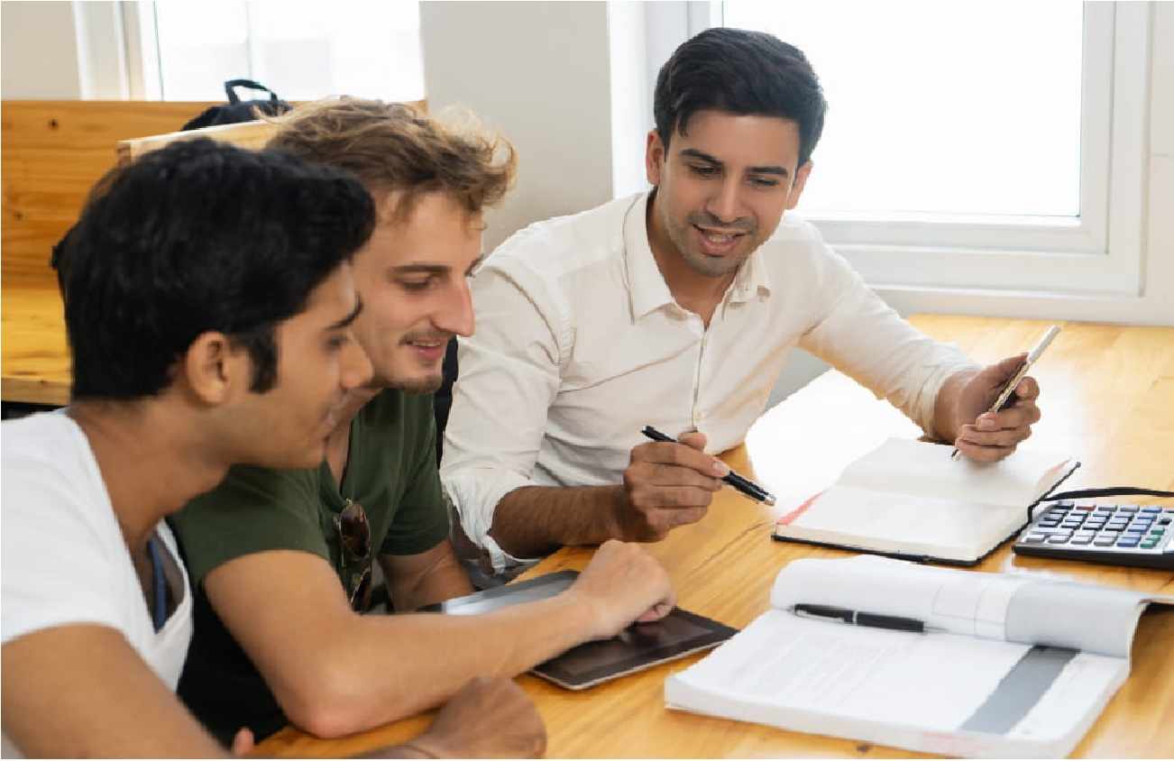 OET Online Classes in Delhi – Achieve Your Healthcare Career Goals with English Kraft