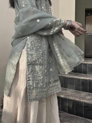 CHAPTER 27 || despise you