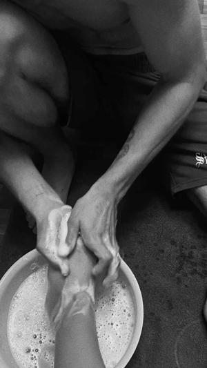 CHAPTER 48 | pedicure