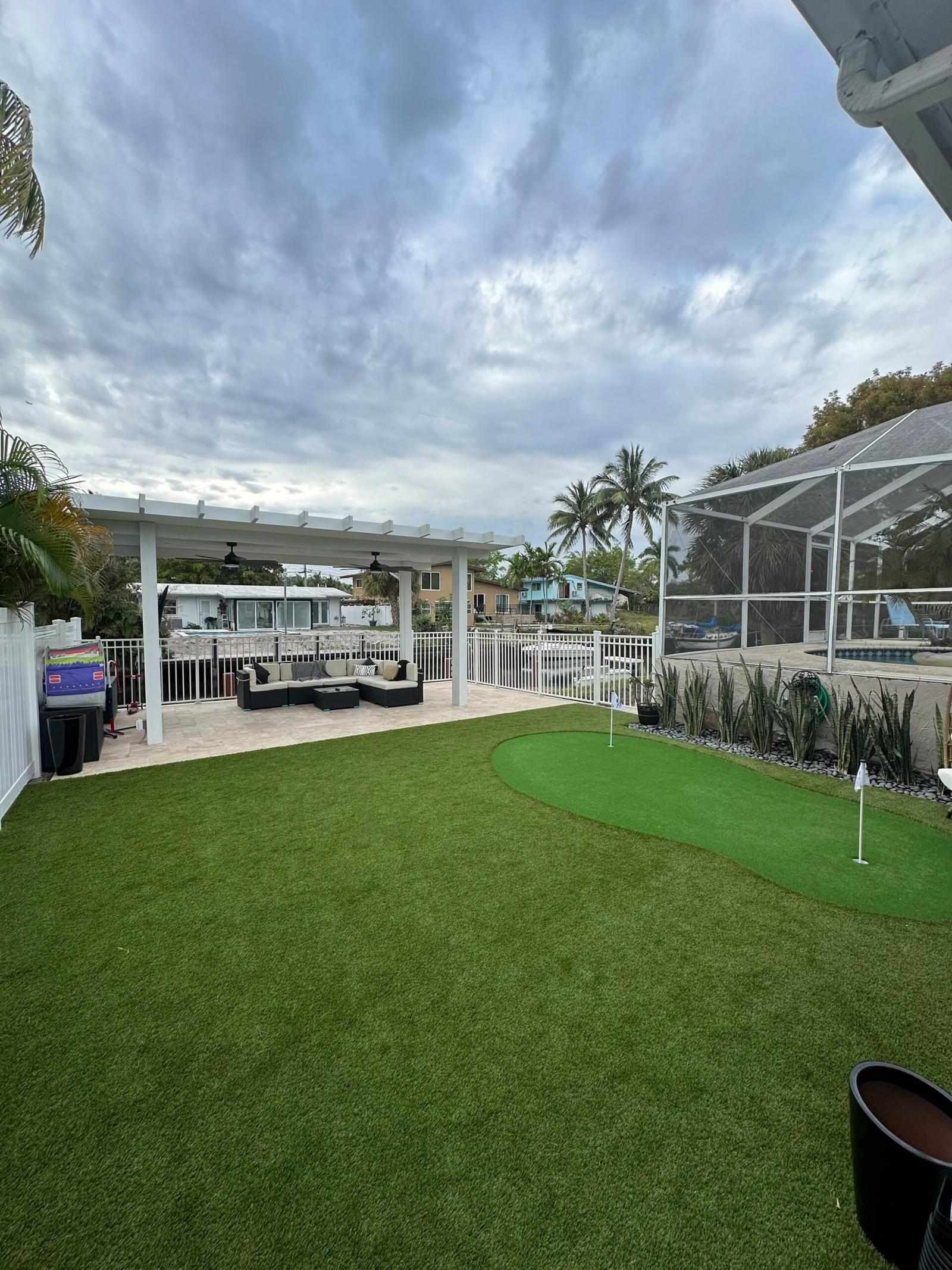 Crafting Oasis: The Expertise of Pool Builders in Boca Raton