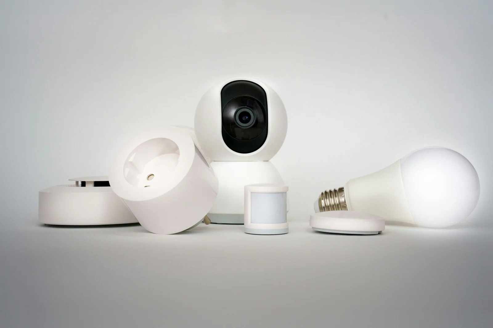 Dahua Security UAE | CCTV Camera & AI Surveillance Solutions