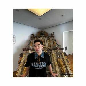 CEO Quang Vũ Velion