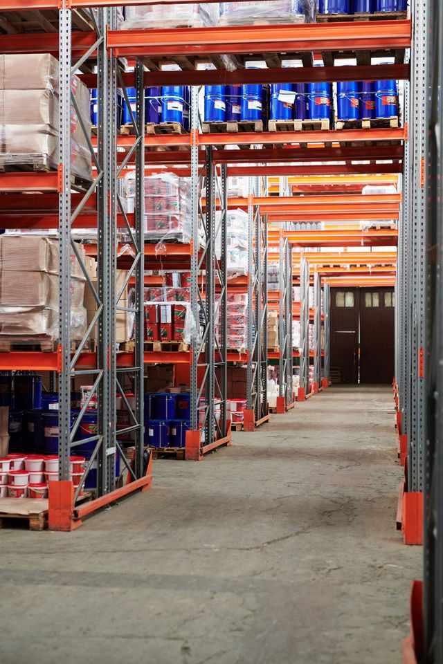 Warehouse Storage Solutions That Improve Space, Efficiency, and Inventory Management