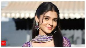 THE PAIN SHE NOTICED