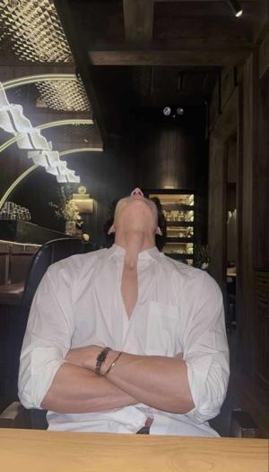 𝐂𝐡𝐚𝐩𝐭𝐞𝐫 𝟐𝟑