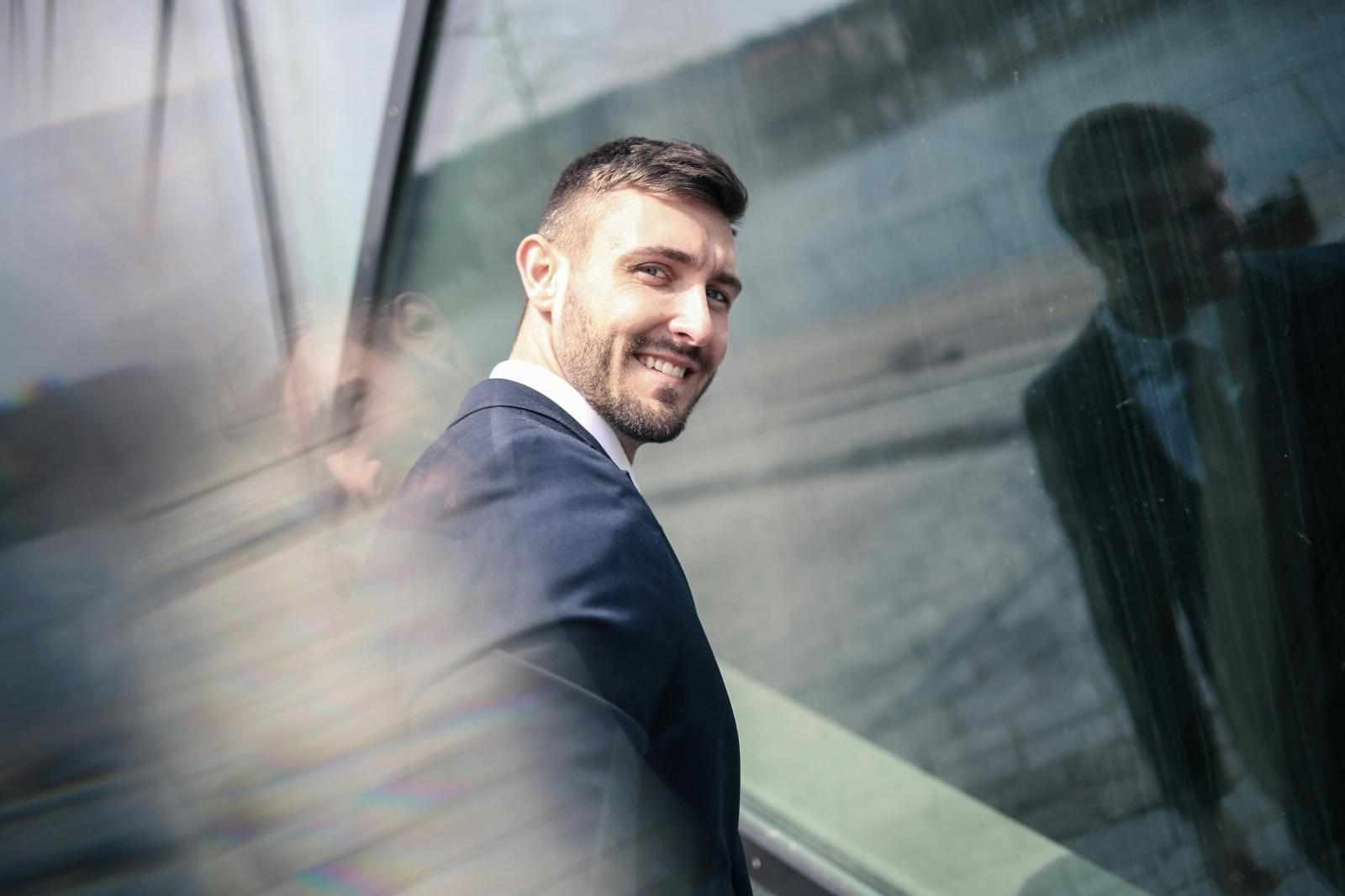 Randell Shelton's Professional Approach to Business Travel Planning