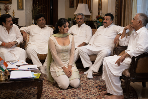 Party Me Aane Ke Liye Chukaayi Membership Fees ( To Join The Party I had To Pay Membership Fees)