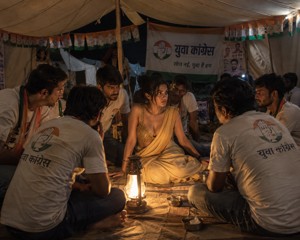 Campaign Ke Tent Me Chudi ( Got Fucked In The Campaign Tent)