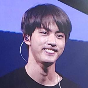 I_am_taller_than_jimin logo