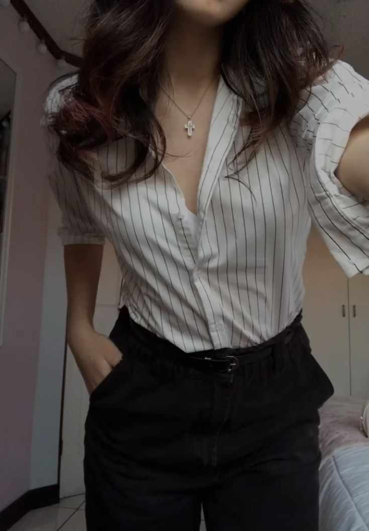 Secretary  |18+