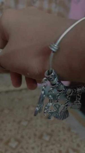 Nishita Agarwal logo