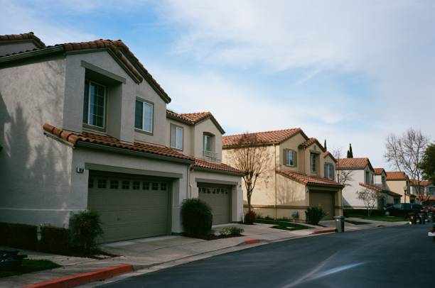 Why Spanish Revival Homes Remain a Distinctive Los Angeles Choice?