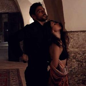 Subah arjun ne Pinki ko khaya aur Phir apna latkan chuswaya...