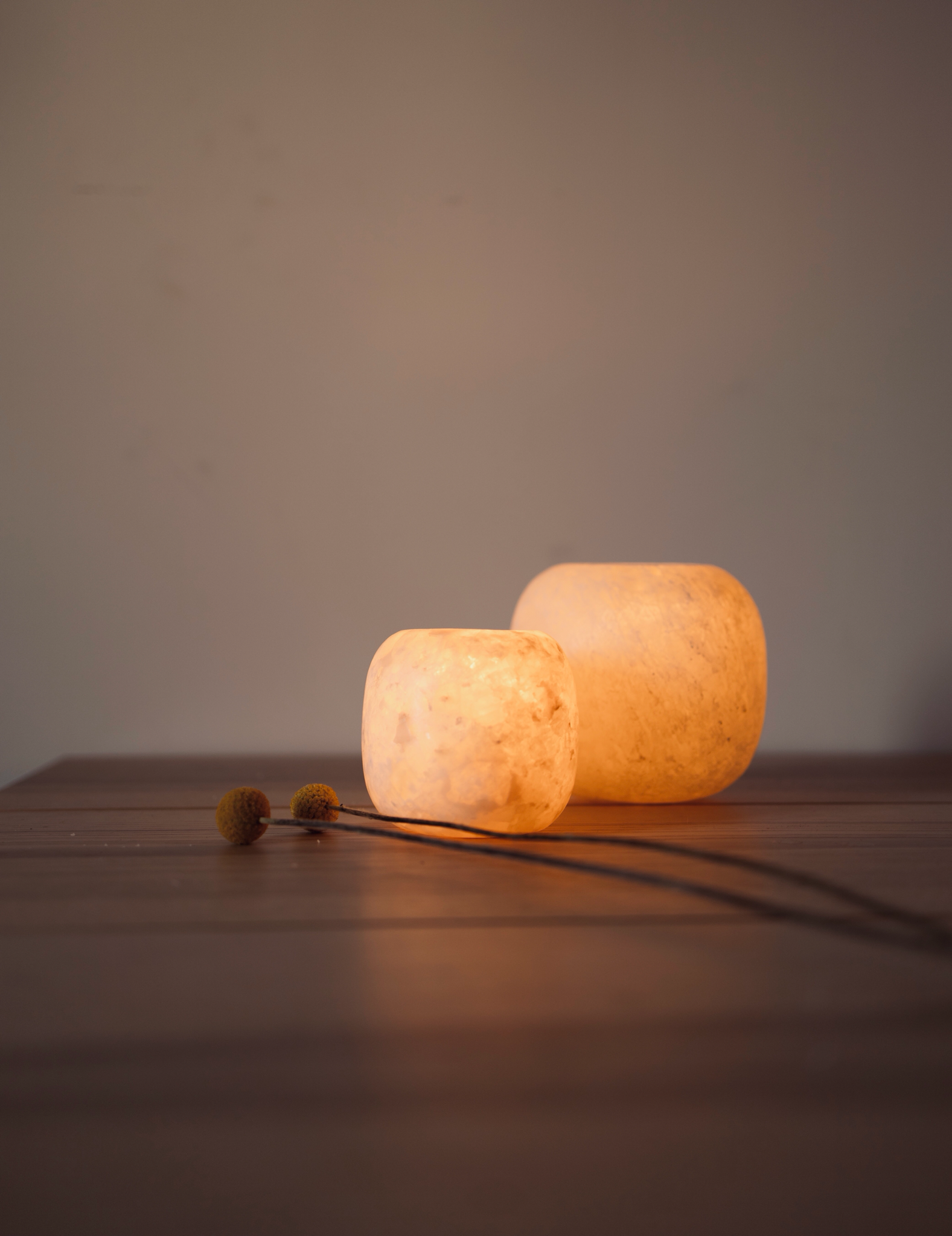 Elegant Alabaster Candle Holder – Handcrafted Luxury for Your Home
