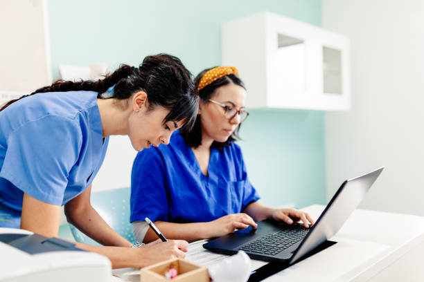 How Do You Choose the Right Nursing Program in Florida for Your Future Goals?