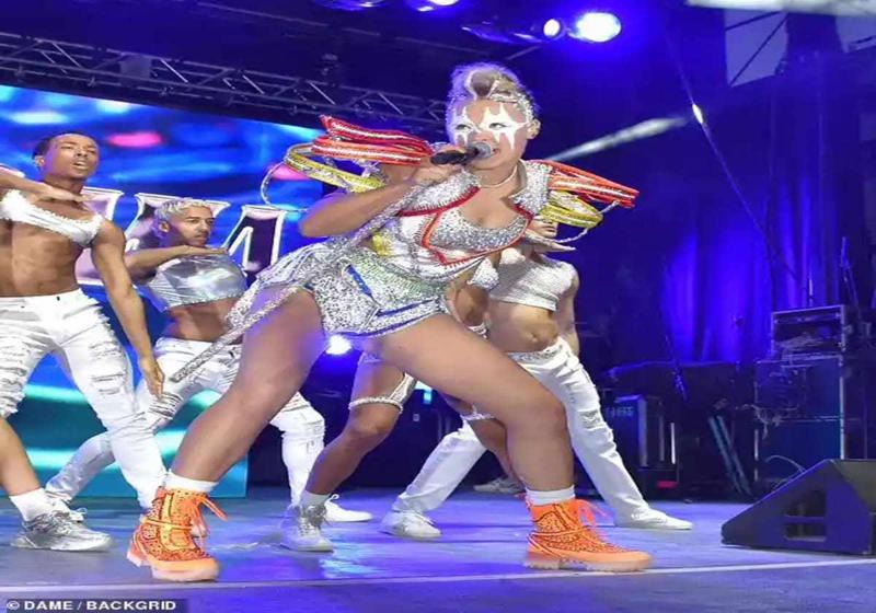 JoJo Siwa SHATTERS Records with Epic Debut of New Era at Miami Pride