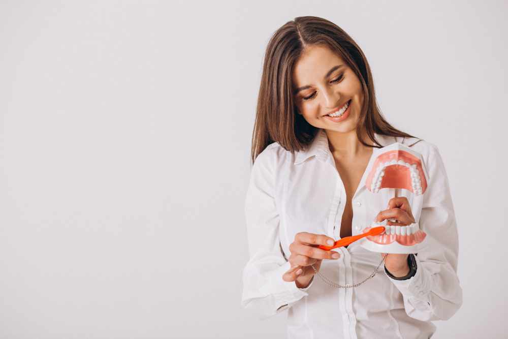 Brighten Your Smile: Why Choose a Dental Clinic in Dwarka?