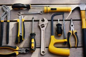 10 Reasons to Choose a Professional Hardware Tools Supplier