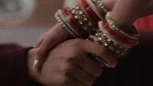 86. “Kitni mohabbat hai”