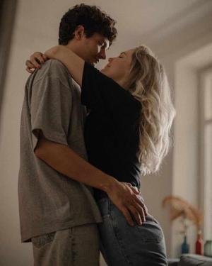 Chp 50 [A happy kiss]