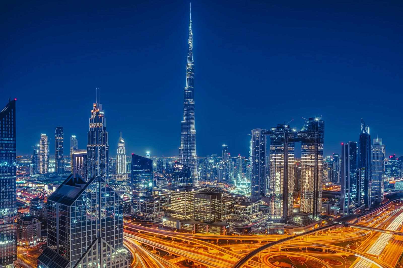 Exploring Dubai, UAE: A Luxurious Getaway