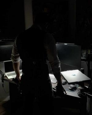 अब से तुम ऑफिस नहीं आओगी