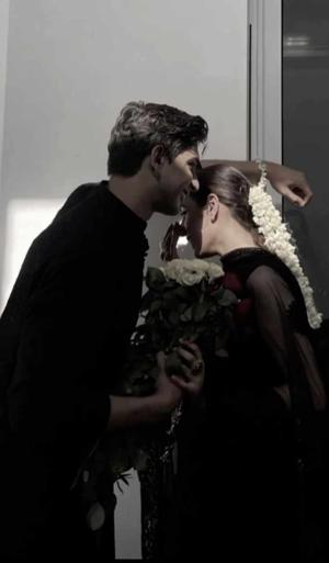 Chapter 42: The Ten Red Roses