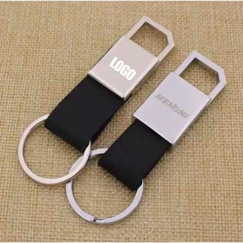 Get Personalized Leather Keychains in Bulk from PapaChina for Special Events and Giveaways