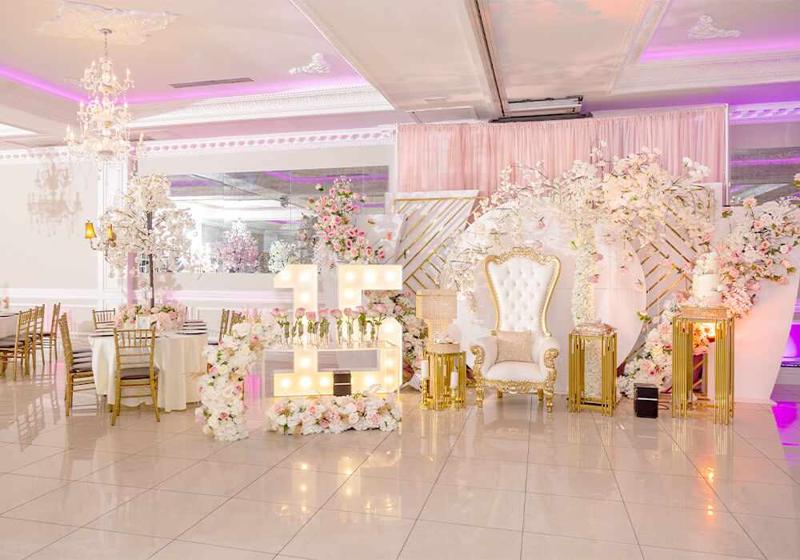 Quinceañera Banquet Halls in New York: Tips For A Magical Celebration