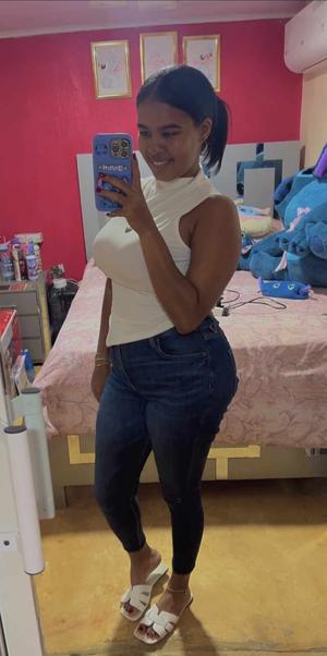 Elidania Estrella logo