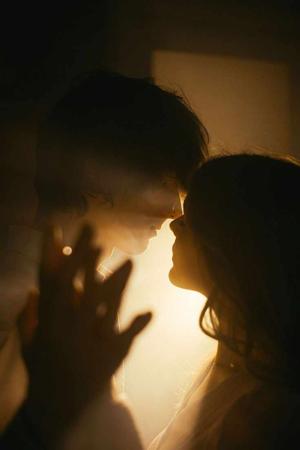 Neck kissing and p*easure 🔥❤️