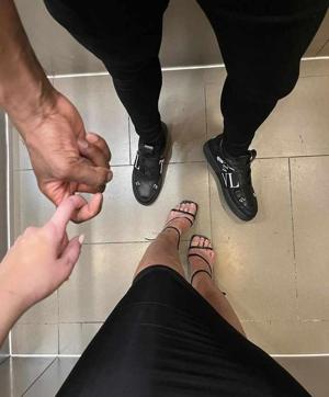 • 𝗘  𝘃 𝘆 𝘄 𝗮 𝗻 𝗶 •