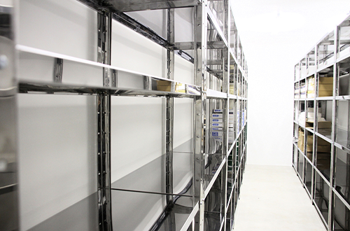Hygienic Storage Solutions: Why Metal Shelving Is Preferred