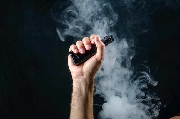 Throwaway Vape: The Rise of Disposable Tech in Vaping Trends