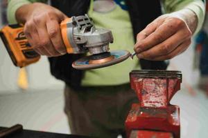 What Is the Best Grinding Disc for Angle Grinders in 2026?