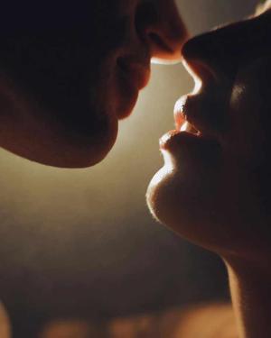 Ch 4 first kiss